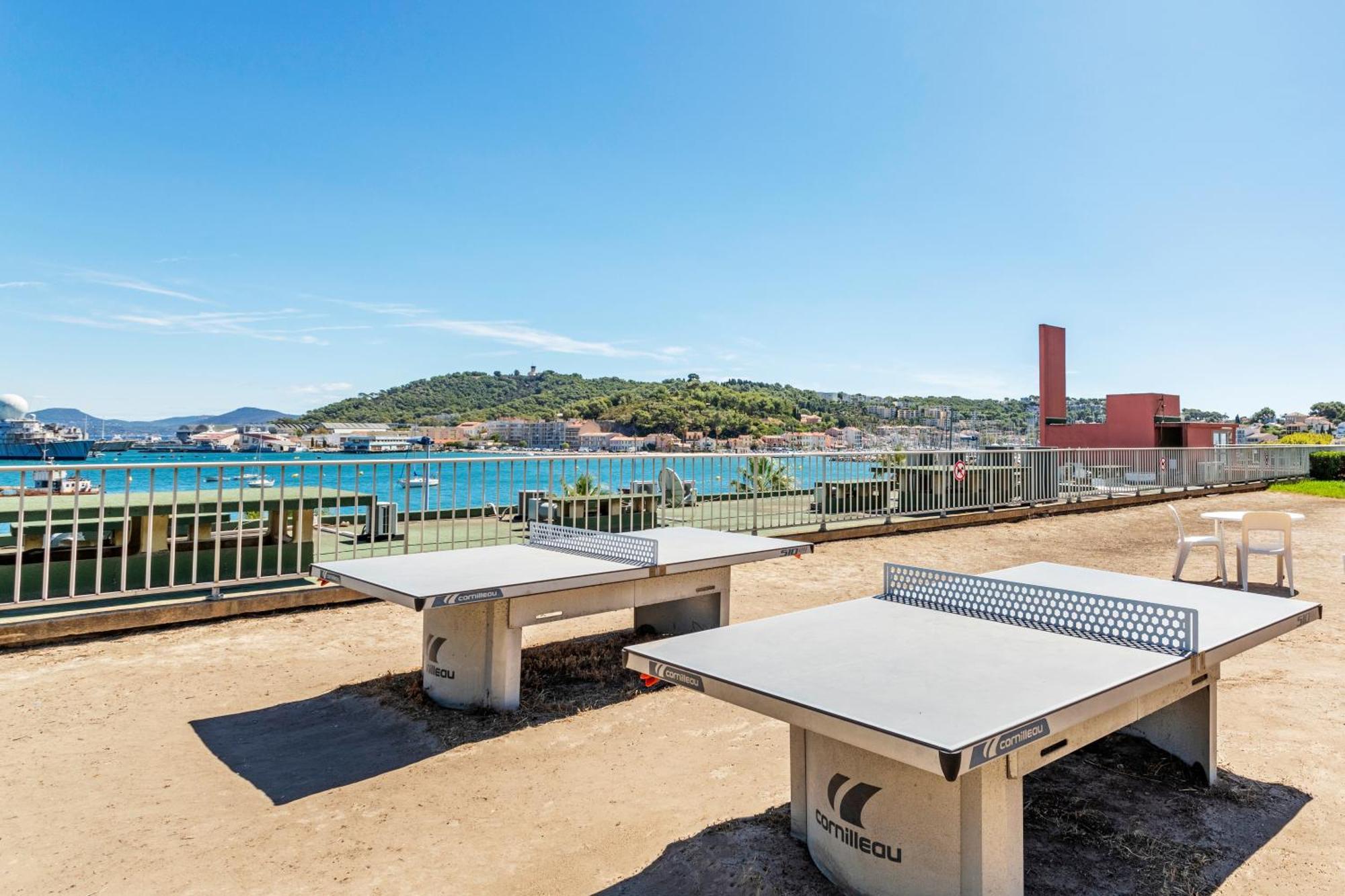 Résidence Pierre&Vacances Les Jardins de la Côte d'Azur Saint-Mandrier-sur-Mer Extérieur photo