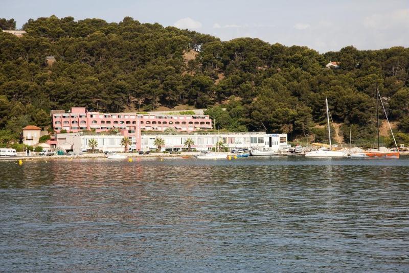 Résidence Pierre&Vacances Les Jardins de la Côte d'Azur Saint-Mandrier-sur-Mer Extérieur photo